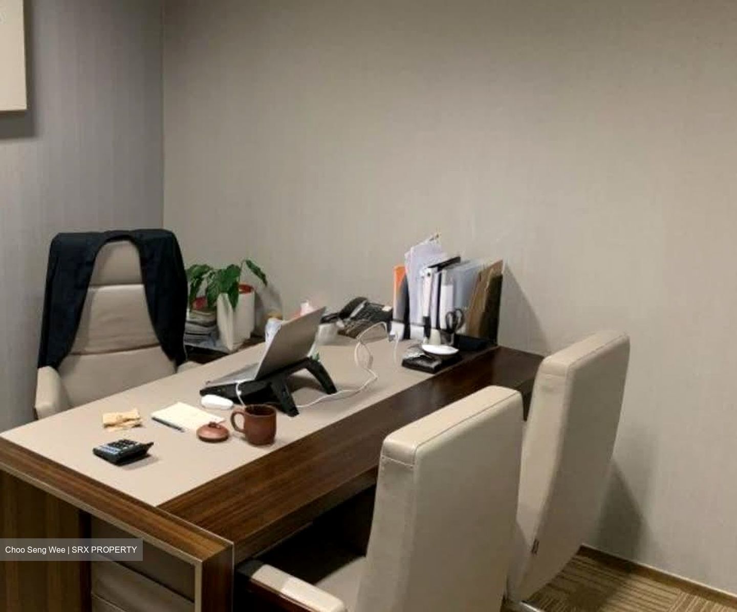 Robinson Point (D1), Office #578536631